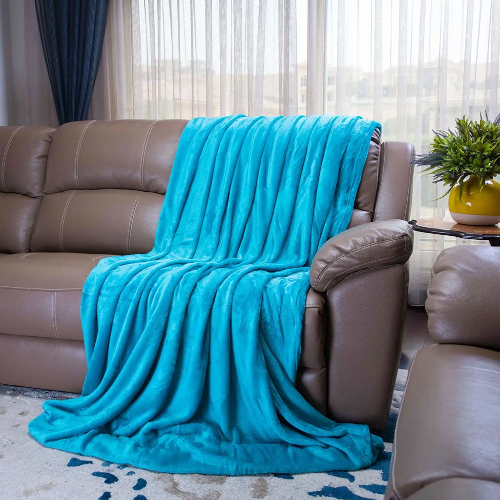 بطانية ميكروفايبر (130 سم × 180 سم) لون اخضر غامق